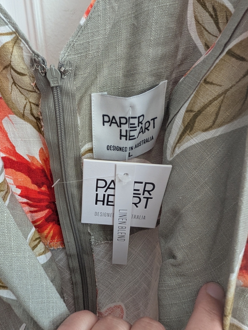 NWT Paper Hearts Linen Blend Sleeveles Floral Maxi Dress in Gray and Coral - Picture 2 of 3